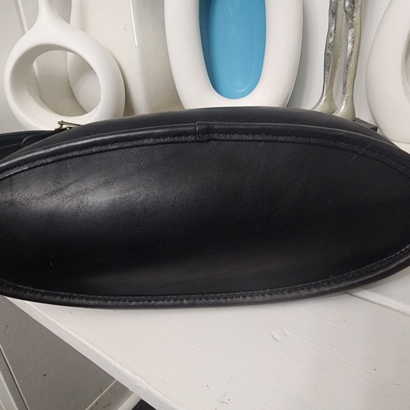 Vintage Coach NYC shoulder sac - Picture 10 of 16